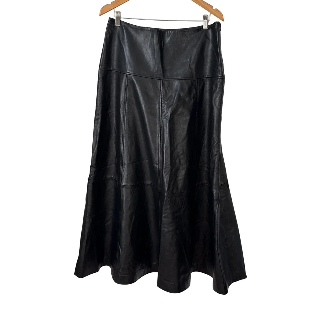 Elegant Black Maxi Skirt - Picture 1 of 6